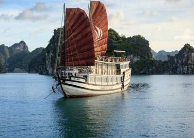 Glory Legend Cruise Halong Bay