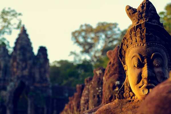 Best of Cambodia: Siem Reap to Phnom Penh 5-Day Tour
