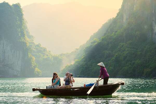 Coastal Charm and Mekong Delta Adventure Tour 18-Day