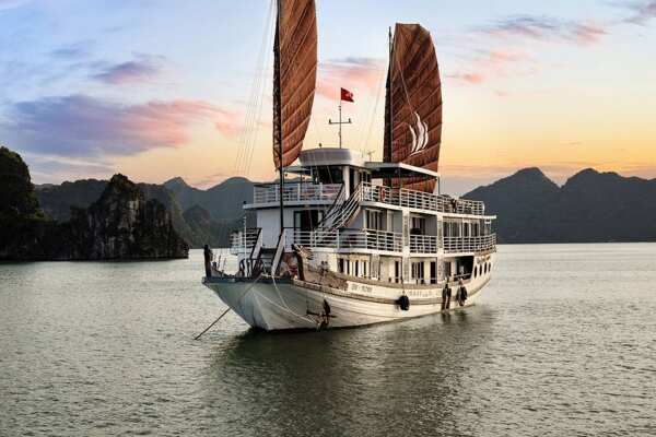 The Northbound Adventure: Sapa, Halong Bay, and Phu Quoc 10-Day
