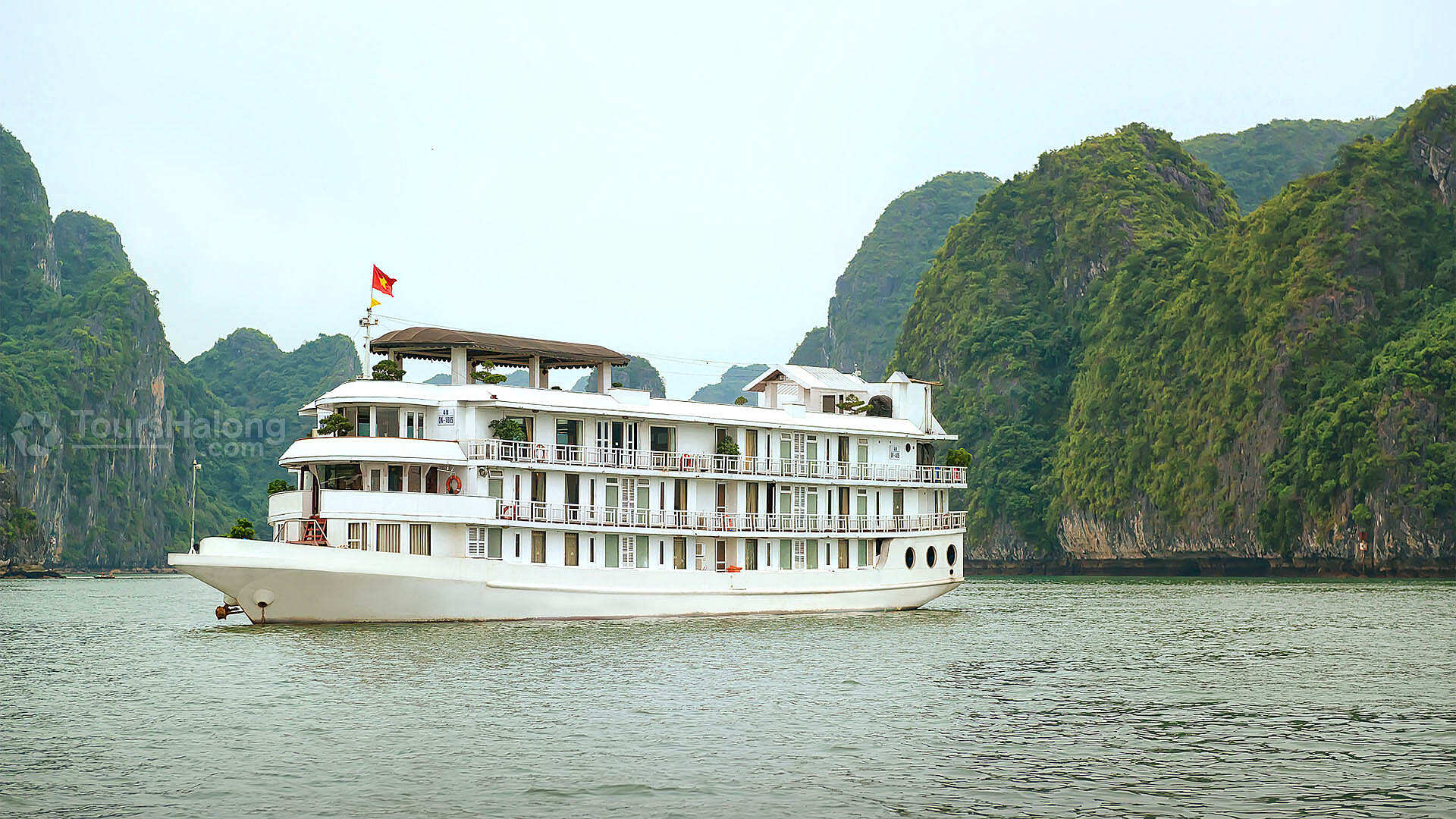 La Vela Classic Cruise Halong Bay