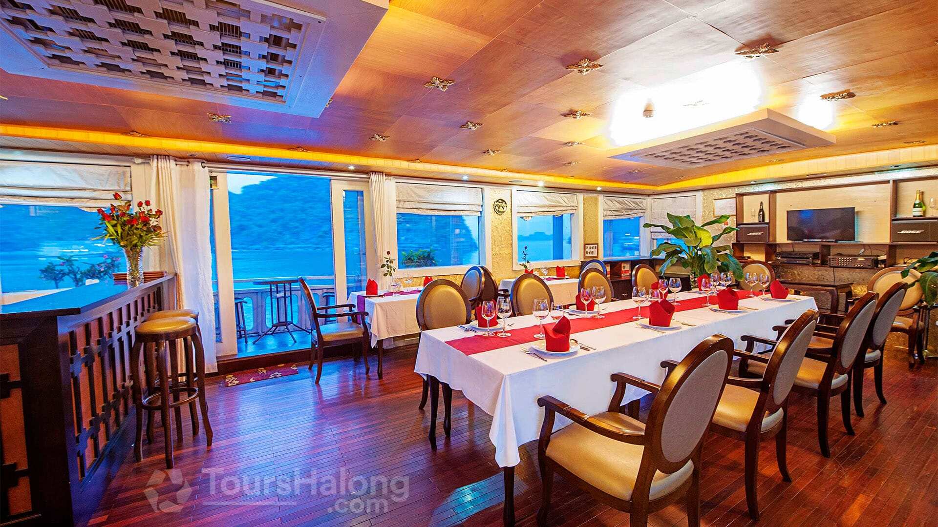 Legend White Dolphin Cruises Halong Bay 3 Days 2 Nights