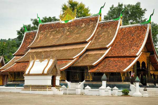 Journey Through Laos: Chiang Rai to Luang Prabang 6-Day