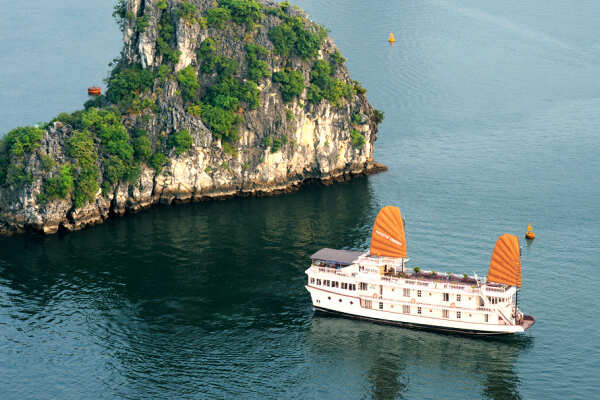 Majestic Cruises Halong Bay