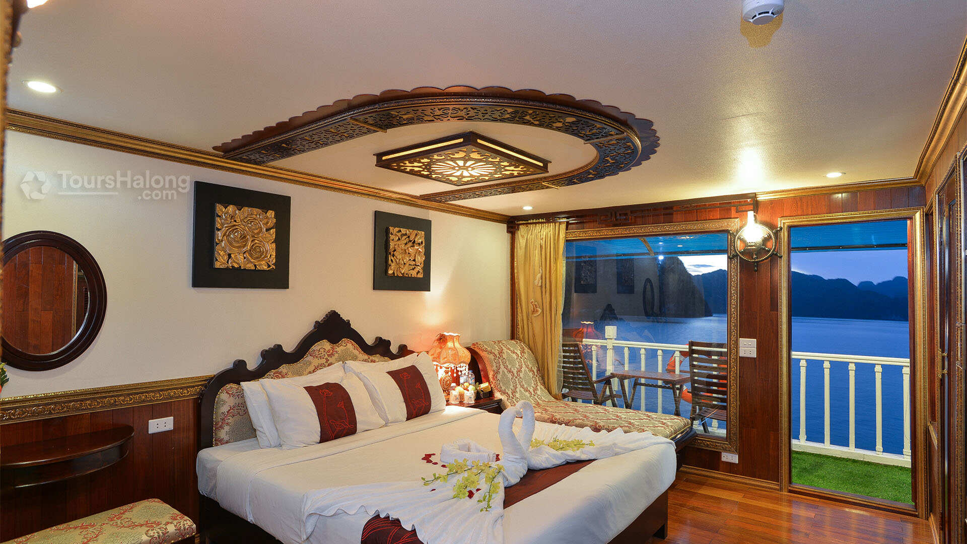 Oasis Bay Cruises Halong Bay 2 Days 1 Night