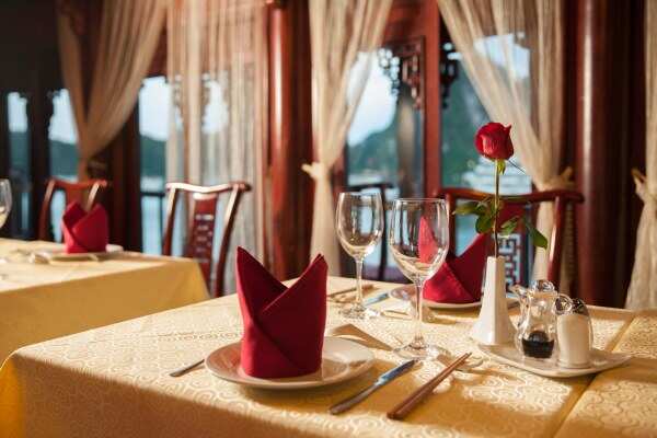 Royal Palace Cruise Restaurant