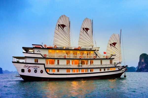 Signature Cruises Halong Bay 2 Days 1 Night